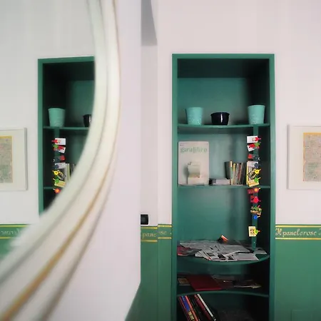 Il Pane E Le Rose * Turin