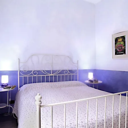 Il Pane E Le Rose Turin